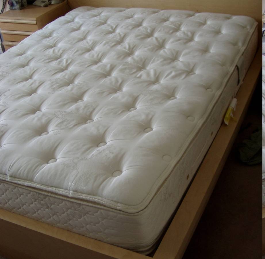 Mattress Steam Cleaning